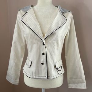 Abbey‎ Dawn Disney Cream Blazer